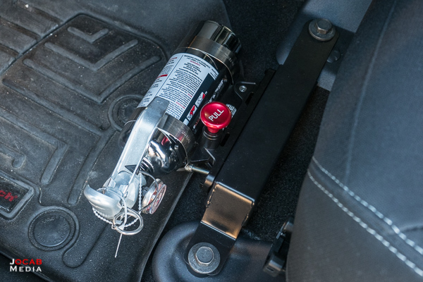 Drake Off Road Fire Extinguisher Mount Setup for 2018 Jeep